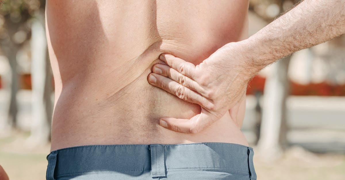 discover effective remedies and insights for managing upper back pain. learn about its causes, prevention strategies, and treatment options to enhance your comfort and improve your quality of life.