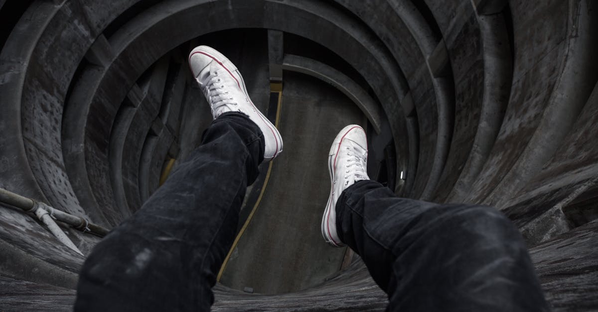 explorez les causes, les symptômes et les traitements des étourdissements. Apprenez à identifier les différents types d’étourdissements, ce qui peut les déclencher et les stratégies efficaces pour gérer cette affection courante.