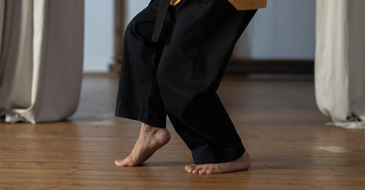 enhance your performance and prevent injuries with effective core stability exercises. discover techniques to strengthen your core, improve balance, and support overall body functionality. unlock your potential today!