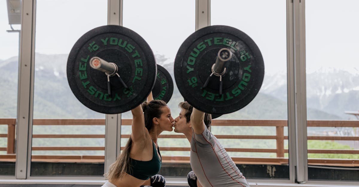 discover effective lifting methods to enhance your strength and improve your fitness routine. explore various techniques, tips, and expert advice to optimize your lifting skills for better performance and safety.