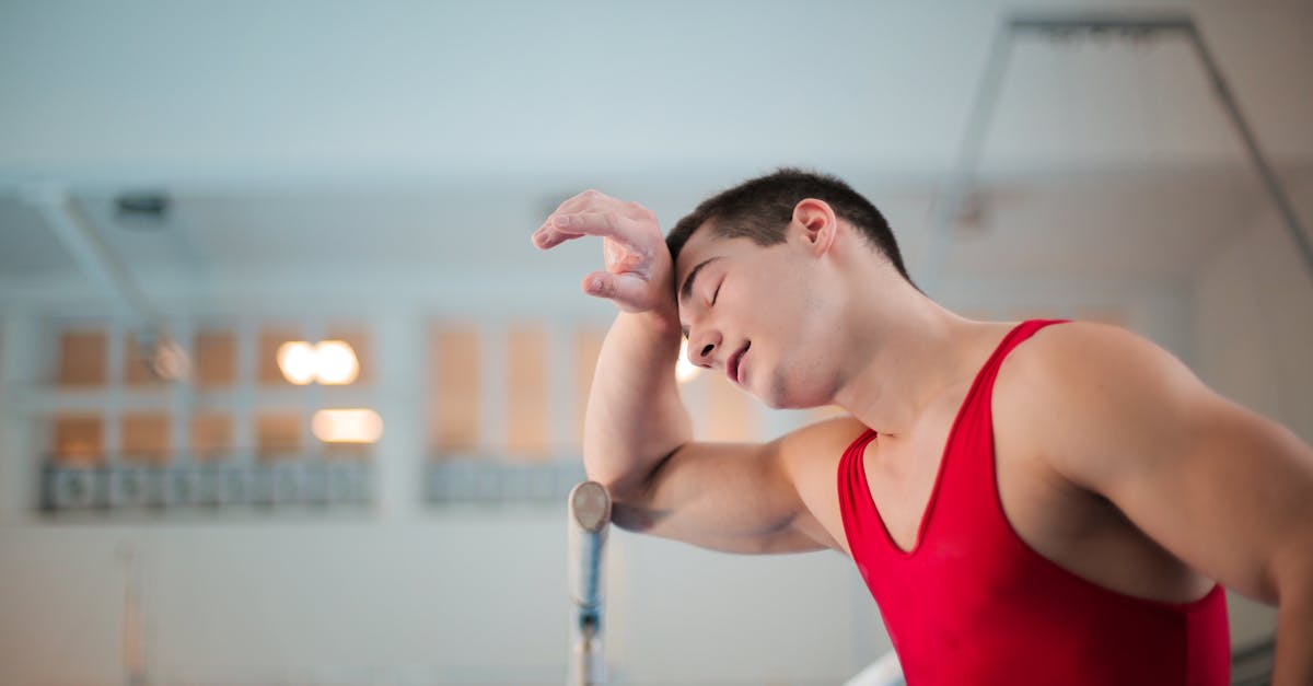 Cette approche non invasive soulage efficacement la douleur chronique et les symptômes liés à des pathologies telles que les hernies discales ou la sténose spinale. En réduisant la pression sur les structures nerveuses et en optimisant la circulation des fluides autour des disques, la méthode TAGMED peut accélérer la guérison et améliorer la qualité de vie de nombreux patients cherchant à soulager une gêne persistante.