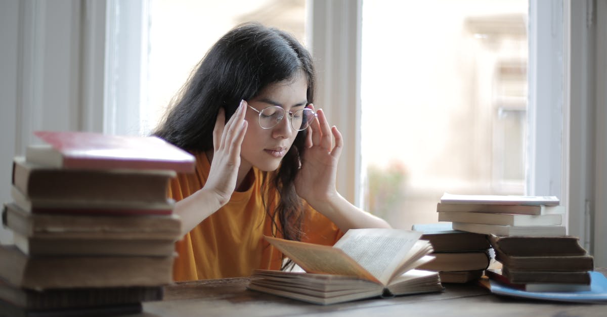 discover effective strategies to understand, manage, and alleviate migraine symptoms. explore causes, treatment options, and lifestyle tips to improve your quality of life and reduce the frequency of attacks.