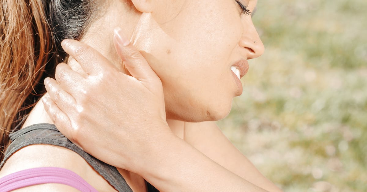 discover effective solutions to alleviate neck pain and improve your quality of life. explore tips, treatments, and exercises designed to relieve discomfort and enhance mobility.