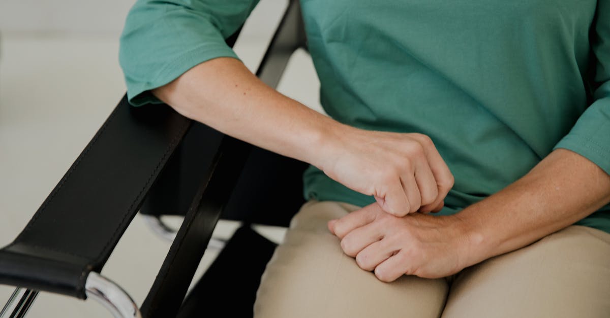 discover the causes, symptoms, and effective treatments for rotator cuff injuries. learn how to prevent these common shoulder injuries and regain full mobility with expert advice and rehabilitation strategies.
