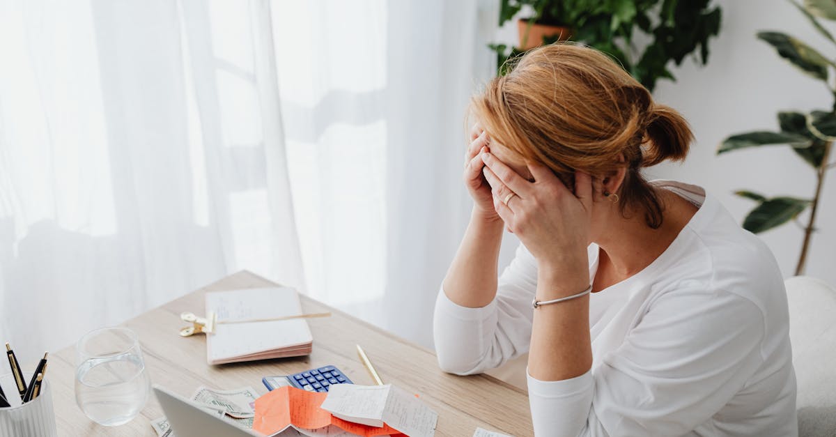discover the intense pain and symptoms of cluster headaches, a rare but debilitating neurological condition. learn about triggers, treatment options, and coping strategies to manage these painful episodes effectively.