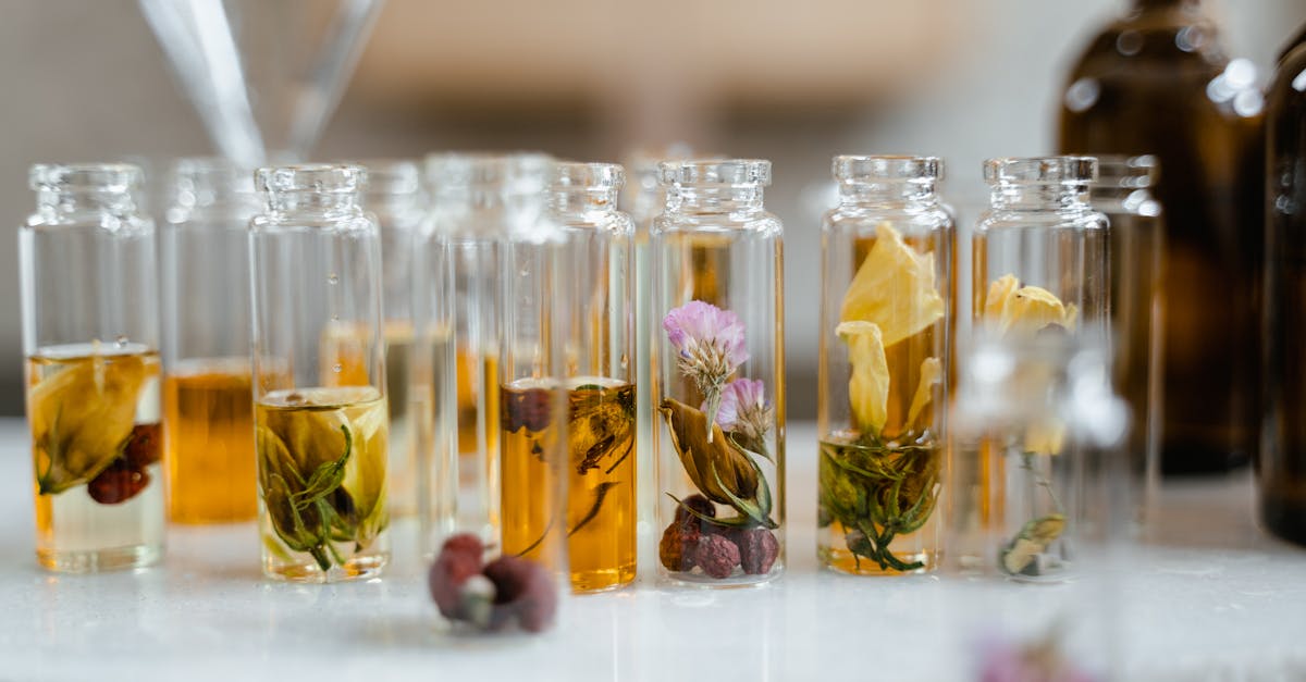 discover the benefits of essential oils for your health and well-being. explore our guide on various essential oils, their uses, and how to incorporate them into your daily routine for natural healing and relaxation.