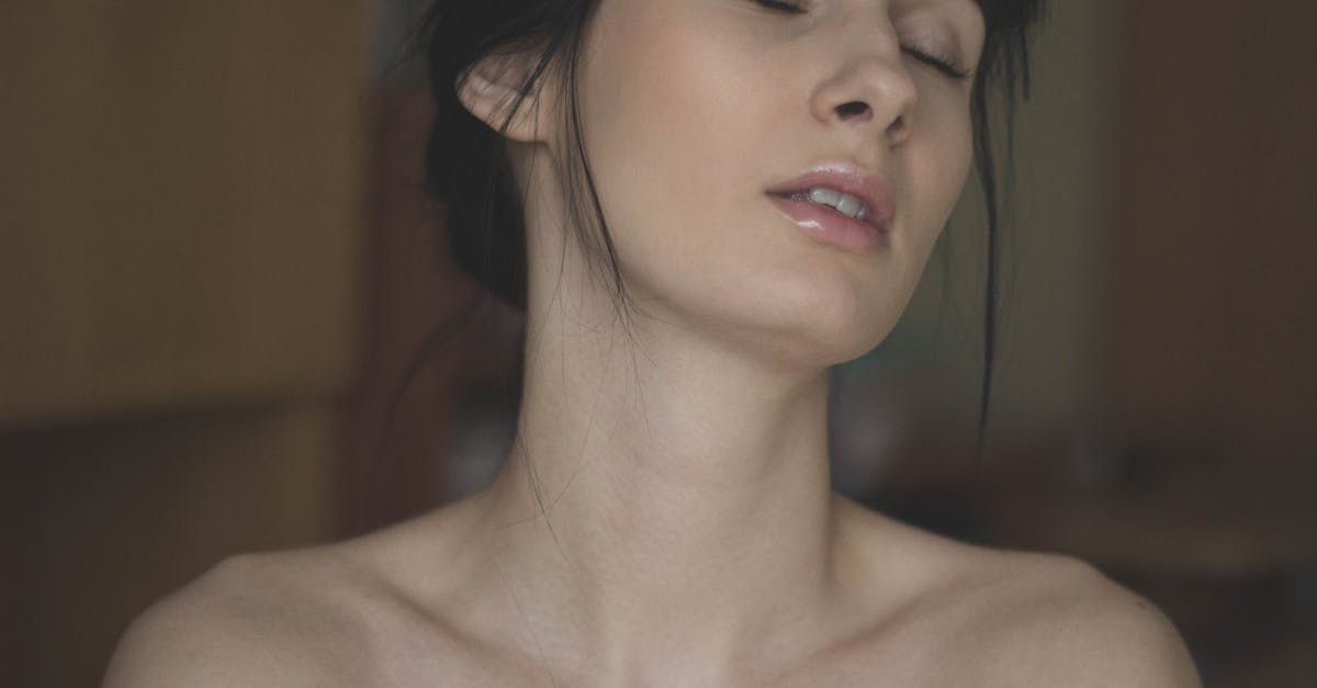 learn about forward head posture, its causes, effects on health, and effective strategies to correct and prevent this common postural issue. improve your posture and enhance your well-being today!