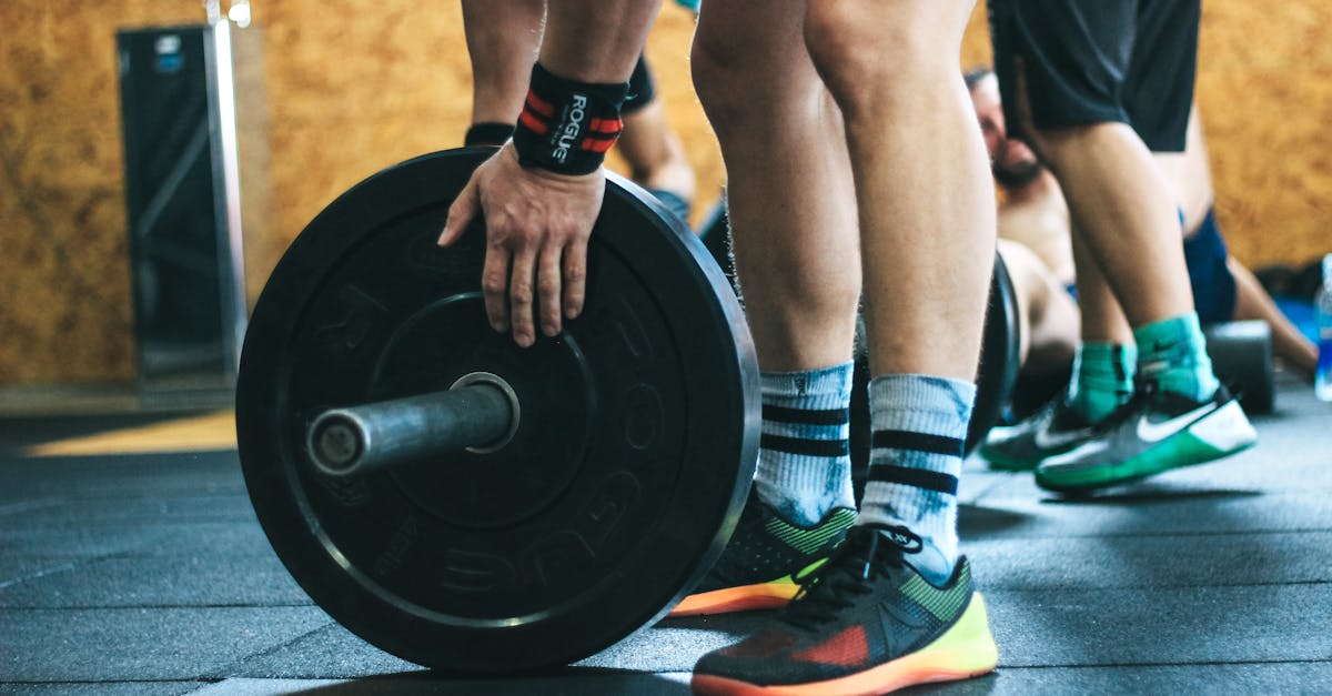 discover effective lifting techniques to enhance your strength training routine. learn proper form, safety tips, and expert advice to maximize your workout results and prevent injuries.