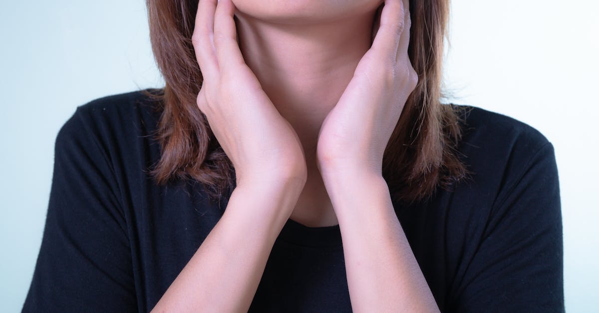 discover effective neck pain treatments to alleviate discomfort and improve mobility. explore a variety of options including physical therapy, exercises, and holistic remedies tailored to your needs.