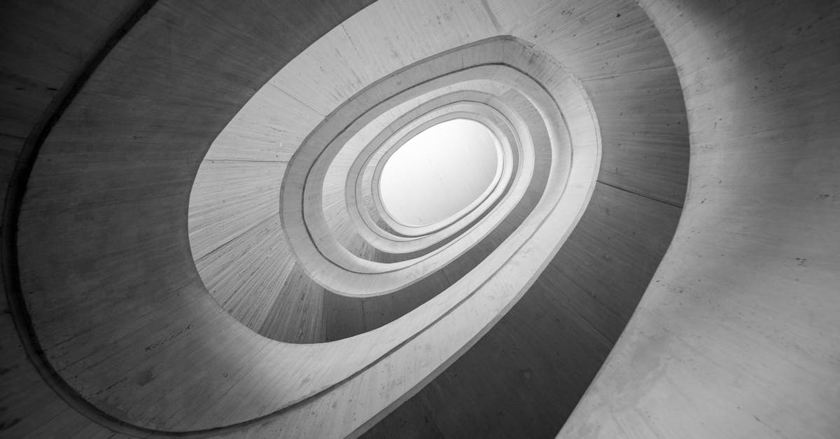 explore the thrilling world of vertigo, where dizzying heights and suspense intertwine. discover the classic psychological drama that captivates audiences with its intense plot and stunning visuals, leaving you breathless and on the edge of your seat.