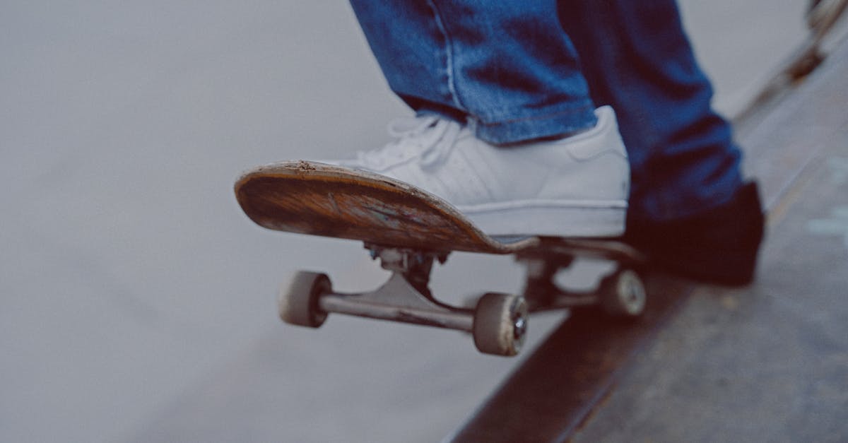 discover the causes, effects, and solutions for anterior pelvic tilt. learn how this common postural issue can impact your health and find effective exercises and tips to correct it for improved posture and reduced discomfort.