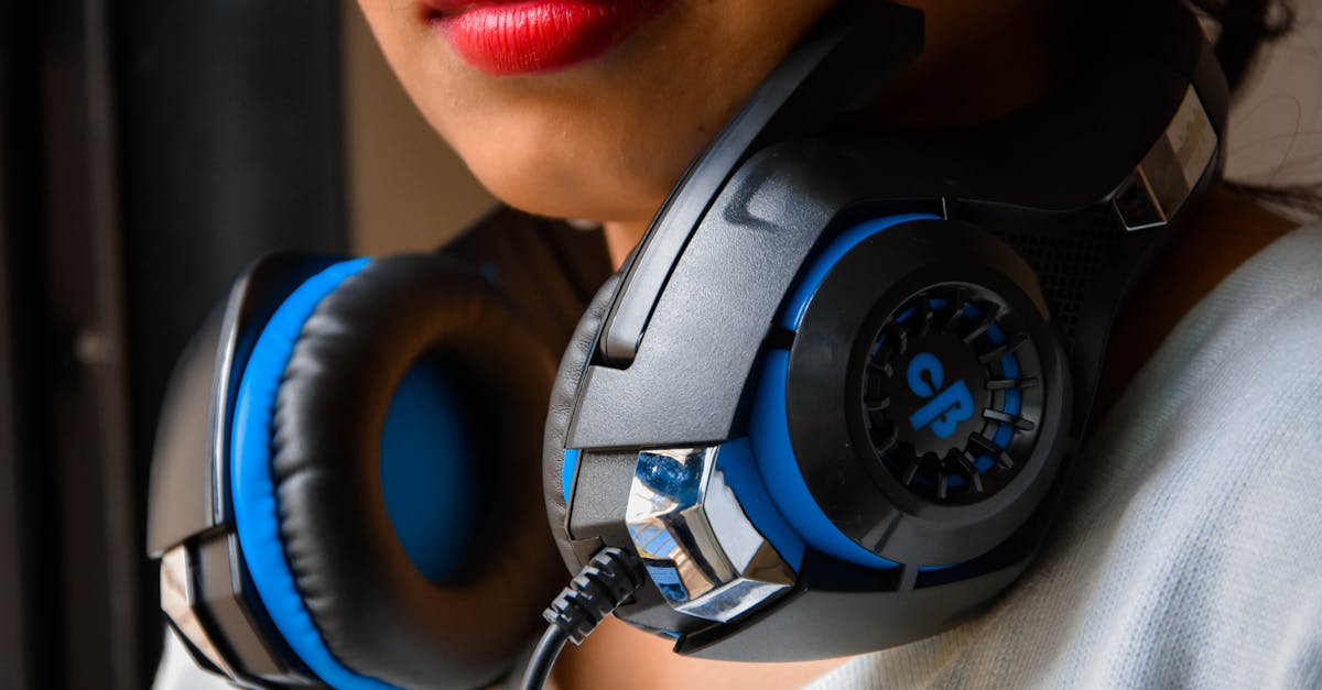 discover effective strategies to combat tech neck, a common discomfort caused by prolonged device use. learn about preventive measures, exercises, and ergonomic tips to maintain better posture and reduce strain on your neck and shoulders.
